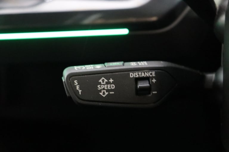 2023 Audi Q4 e-tron 35 S line SUV 5dr Auto 55kWh (APPLE CAR PLAY) ESTATE ELECTRIC Automatic