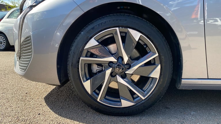 2024 Peugeot 308 SW 1.2 PureTech Allure Estate 5dr Petrol EAT Euro 6 (s/s) (130 ps) Estate Petrol...