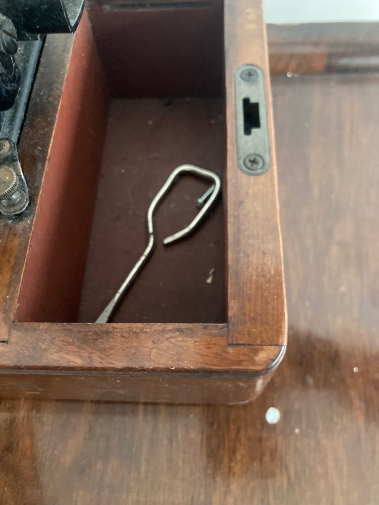 Vintage Singer sewing machine 