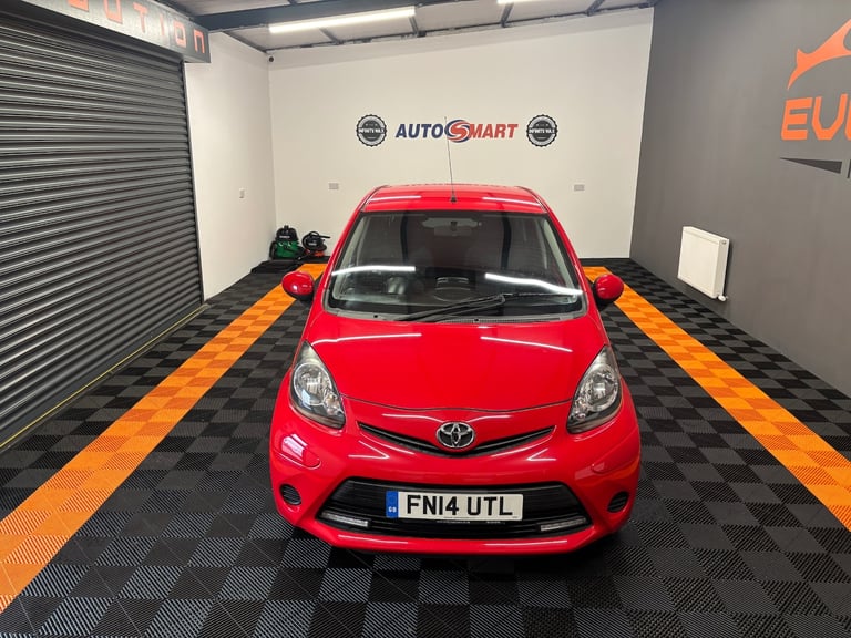 2014 Toyota AYGO 1.0 VVT-i Move with Style 5dr HATCHBACK Petrol Manual