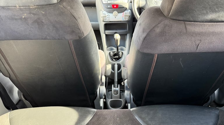 Toyota, AYGO, Hatchback, 2009, Manual, 998 (cc), 3 doors