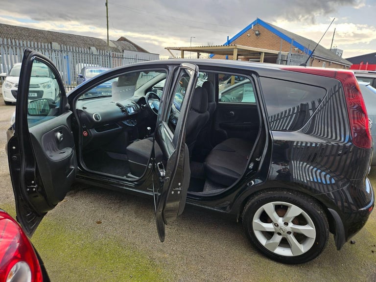 NISSAN NOTE 1.4 16V n-tec 2010