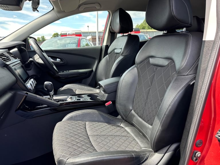 2020 Renault Kadjar 1.5 Blue dCi Iconic EDC Euro 6 (s/s) 5dr HATCHBACK Diesel Automatic