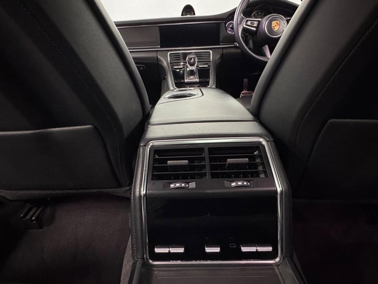 PORSCHE PANAMERA 2.9 V6 E-Hybrid 17.9kWh 4 Saloon PDK 4WD Euro 6 (s/s) 5dr (3.6