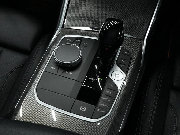 2021 BMW 3 Series 2.0 330e 12kWh M Sport Pro Edition Auto Euro 6 (s/s) 4dr SALOON Petrol/Electric...