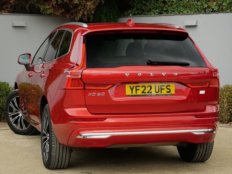 2022 Volvo XC60 2.0h T6 Recharge 18.8kWh Inscription SUV 5dr Petrol Plug-in Hybrid Auto AWD SUV H...