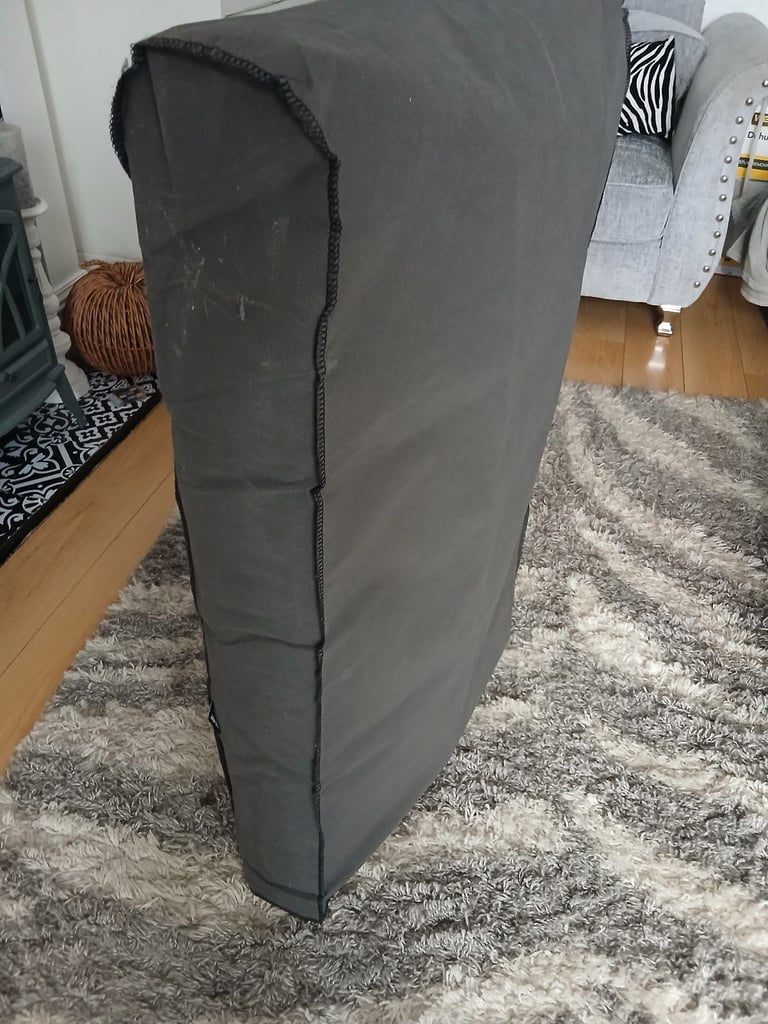 Fold out single bed