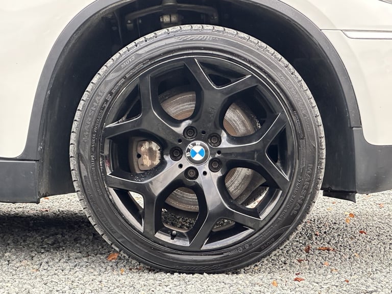 2011 BMW X6 3.0 xDrive40d Diesel Auto 4 Door Coupe White