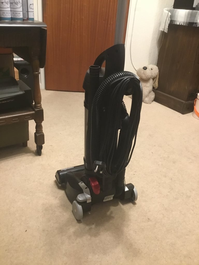 image for Upright bagless vacuum cleaner *new* 