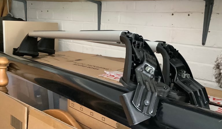 image for Roof bars for Kia Rio 