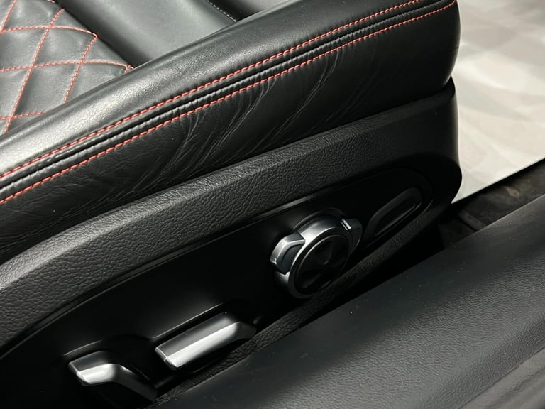  Audi R8 5.2 FSI V10 Spyder S Tronic quattro Euro 6 (s/s) 2dr Petrol Automatic