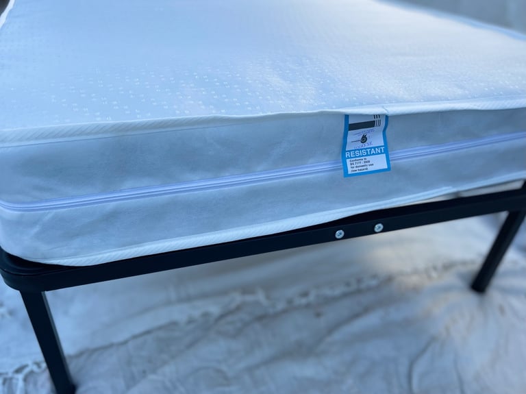 Single Guest Bed. Great Condition 
