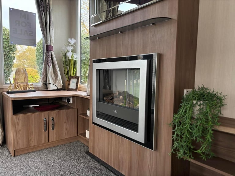CHEAP STATIC CARAVAN FOR SALE AT BROADLAND SANDS - 11.5 MONTH OWNER SEASON!