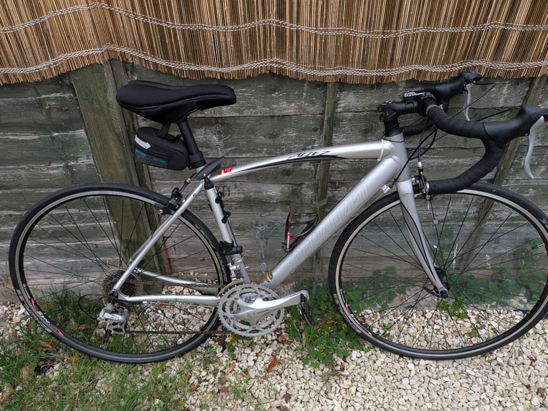 Specialized allez road bike. (Small frame) 