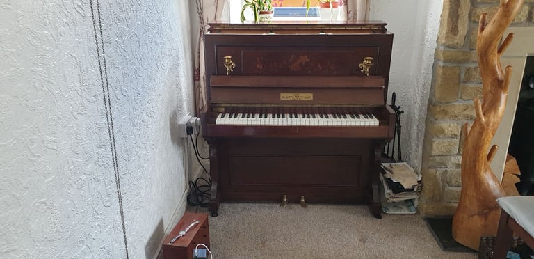 Piano for sale