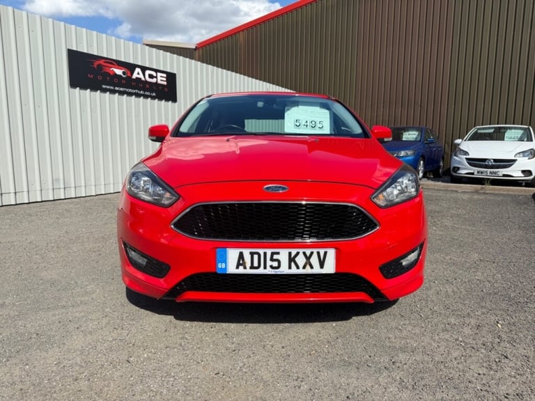 Ford Focus 1.0 EcoBoost 125 Zetec S 5dr, Cheap tax/ insurance Petrol