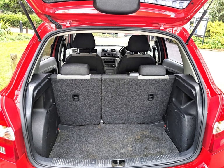 2012 Skoda Fabia 1.2 TSi DSG Automatic 5dr. 99800 Miles. PX OK. CHEAP on Fuel. HATCHBACK Petrol A...