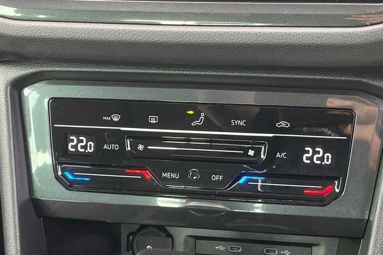 2022 Volkswagen Tiguan 1.5 TSI 150 Life 5dr DSG SEMI-AUTO Estate Petrol Semi Automatic