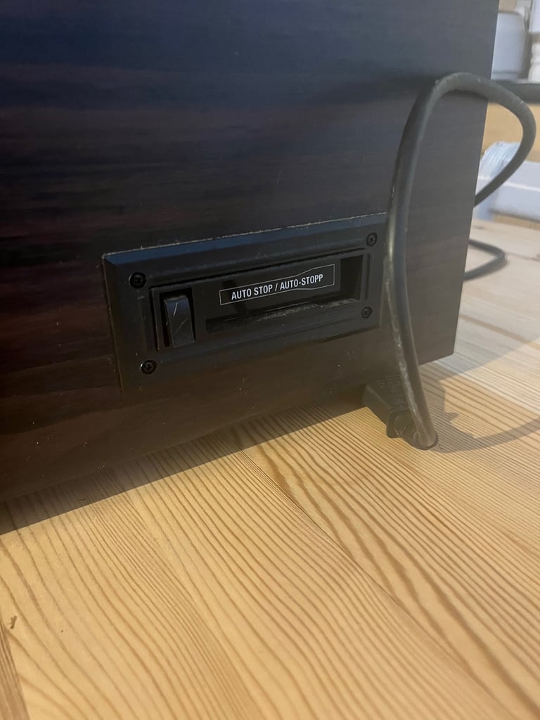 Victrola Record Player (Bluetooth) - CD/Radio/Tape cassette 