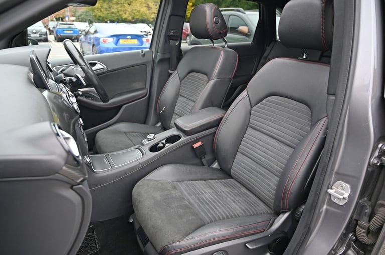 MERCEDES-BENZ B200 AMG LINE [PREMIUM] 2.1 CDI DIESEL AUTO 5DR MPV 2016 [16] GREY