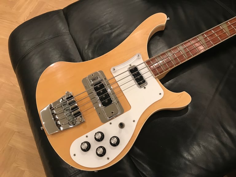 RICKENBACKER 4003 4 string bass guitar, set up, great condition for 26 years old, wow!