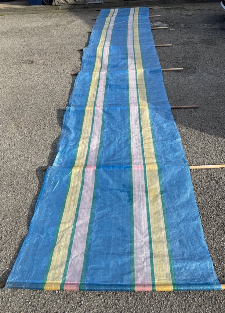 8 pole windbreaker camping caravan wind break breaker