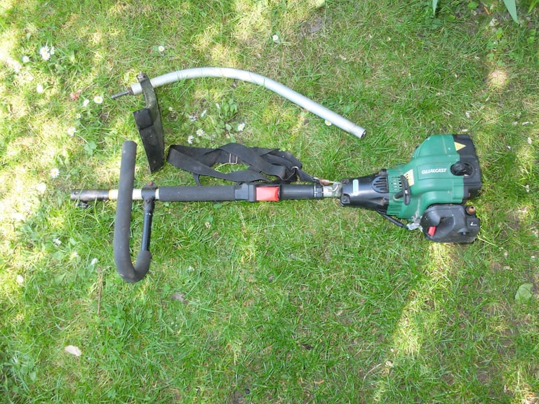 Qualcast two stroke petrol strimmer - for spares