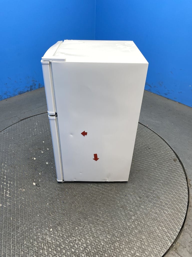 Igenix IG347FF 96 Litre Undercounter Fridge Freezer