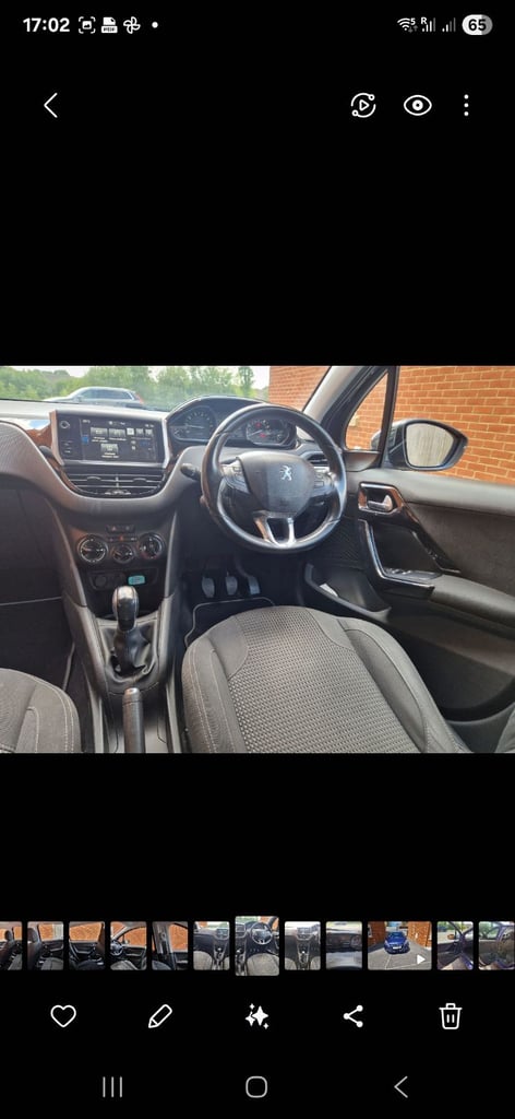 Peugeot, 208, Hatchback, 2016, Manual, 1199 (cc), 5 doors
