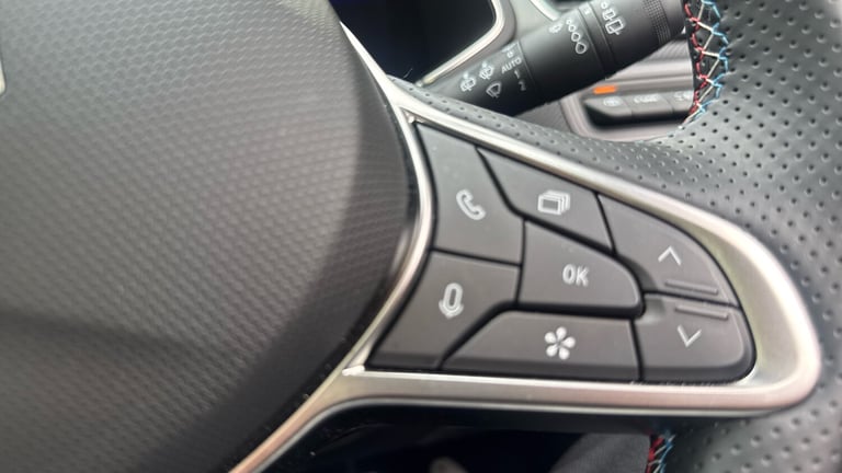 2025 Renault Symbioz 1.6 E-Tech FHEV 145 Iconic Esprit Alpine 5dr Auto Hybrid Estate Estate Hybri...