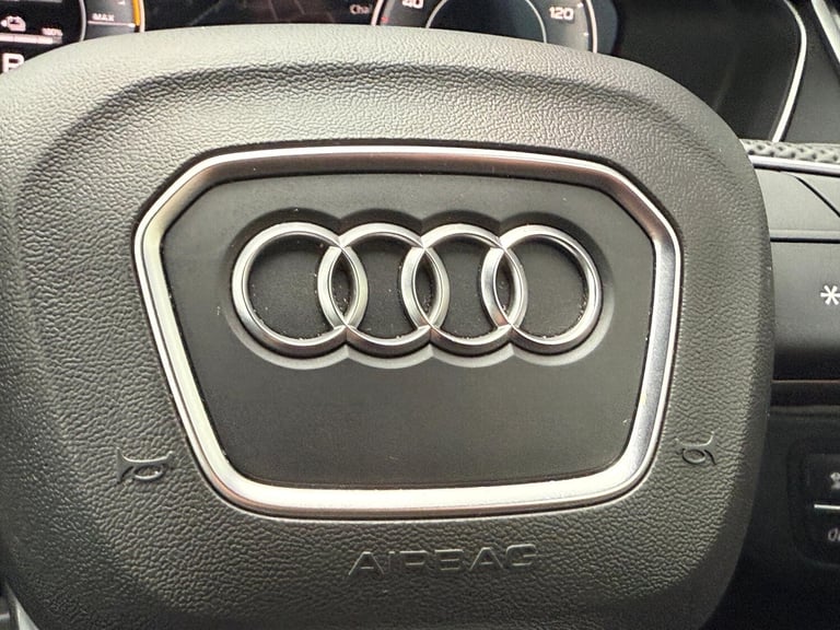  Audi Q5 2.0 TFSIe 55 Competition SUV 5dr Petrol Plug-in Hybrid S Tronic quattro Eur Petrol/Elect...