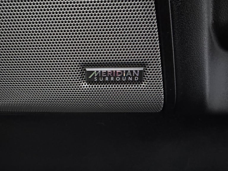 2015 Land Rover Discovery 4 3.0 SD V6 HSE Luxury Auto 4WD Euro 6 (s/s) 5dr ESTATE Diesel Automatic