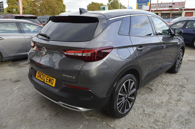 2020 Vauxhall Grandland X 1.6 Hybrid4 300 Business Ed Nav Premium 5dr Auto LEATHER INT PHEV HATCH...