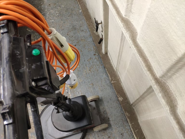 Victor Contractor 400 Rotary Floor Polisher / Scrubber