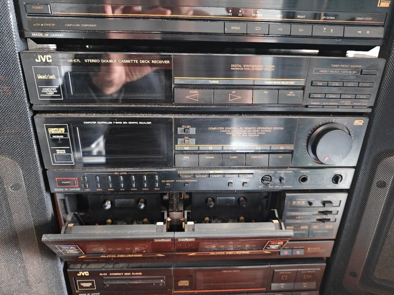 image for JVC stereo system with speakers 