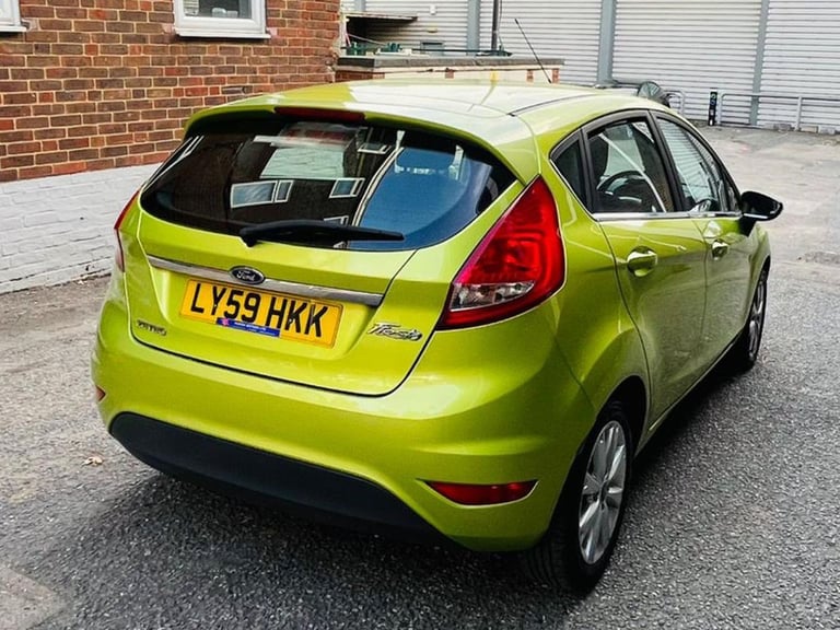 2010 Ford Fiesta 1.4 Zetec 5dr HATCHBACK PETROL Manual