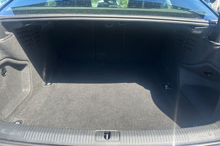  Audi A4 Saloon 2.0 Tfsi 35 Technik Saloon 4dr Petrol S Tronic Euro 6 s/s 150 Ps