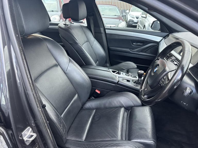 BMW 5 SERIES 2.0 520d M Sport Saloon 2011