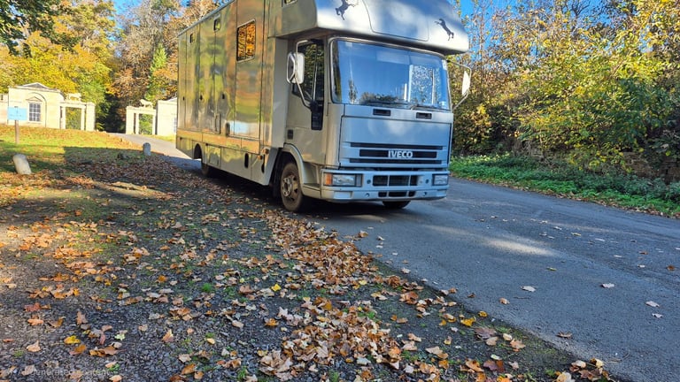 IVECO CRG 75e15 7.5t Horsebox