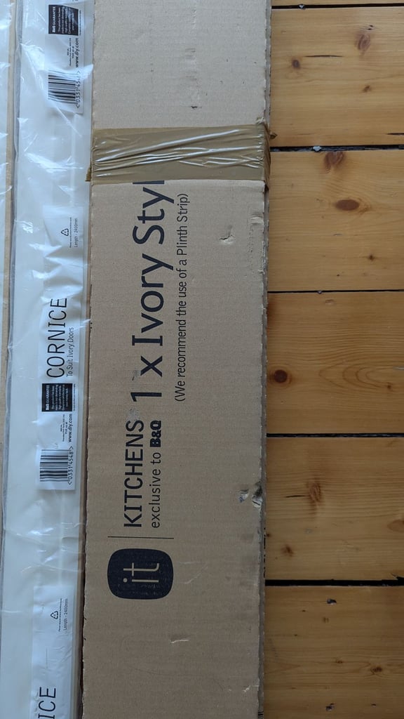 NEW B&Q Ivory Plinth, Pelmet and Cornice