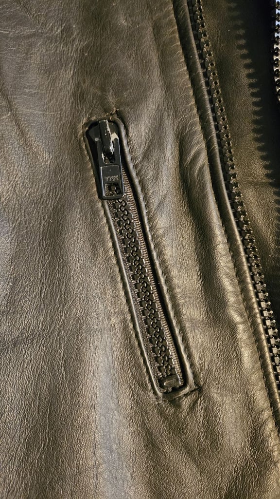 1980's WOLF LEATHERS Cafe RacerJacket painted motorbike jacket - Hand Painted Queensryche - 44'