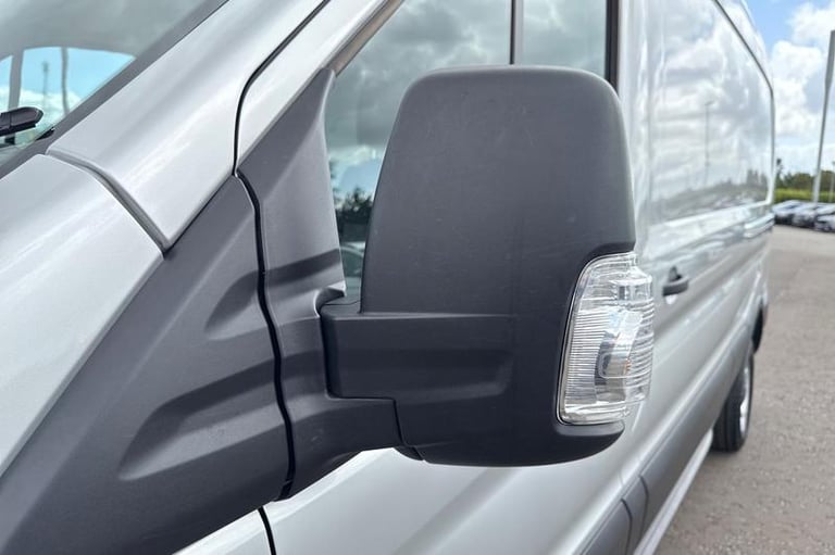 2024 Ford Transit 350 Leader AUTO L3 H2 LWB Medium Roof FWD 2.0 EcoBlue 165ps, AIR CON Automa Pan...