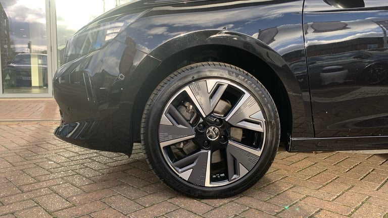 2024 Vauxhall Corsa 50kWh GS Hatchback 5dr Electric Auto (136 ps) Hatchback Electric Automatic