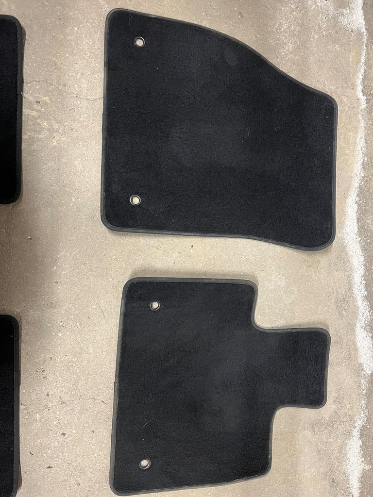 Land Rover Evoque floor mats