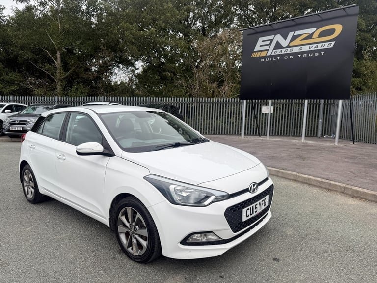 image for 2015 HYUNDAI I20 SE CRDI HATCHBACK WHITE DIESEL