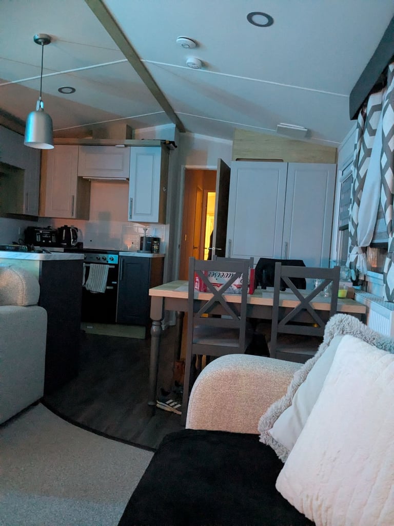 Static caravan