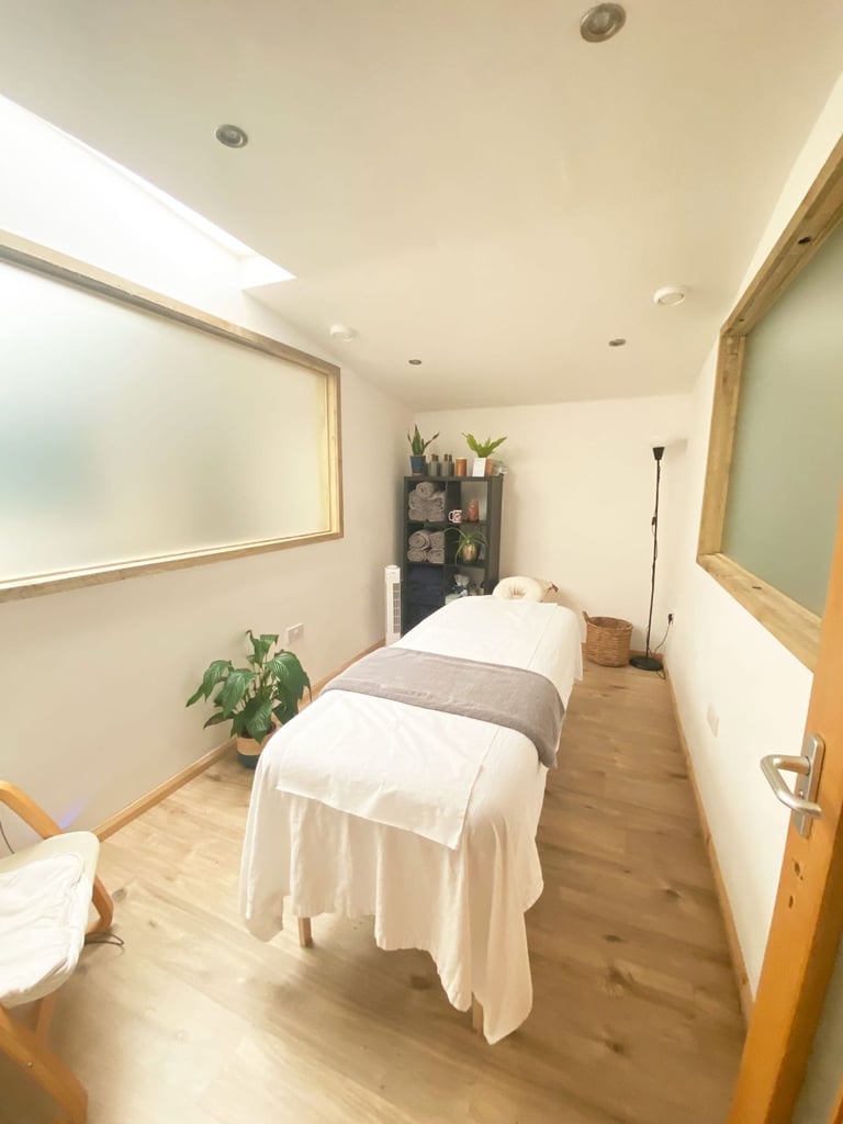 Beauty Room | Artist Studio | Therapy Room | Creative Space | Office in Hackney East London E9