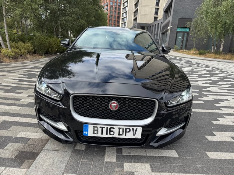 2016 JAGUAR XE R - SPORT 2.0 DIESEL 6 SPEED MANUAL SALOON 4dr BLACK 