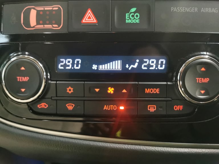2018 Mitsubishi Outlander 2.0h 12kWh 5hs SUV 5dr Petrol Plug-in Hybrid CVT 4WD Euro 6 (s/s) (200 ...