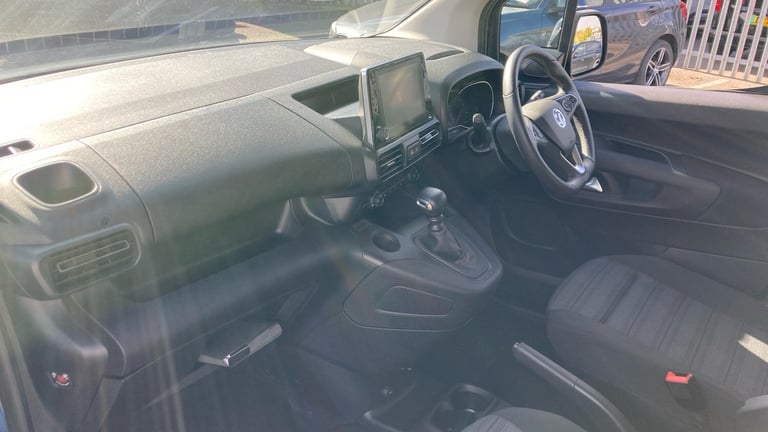 2022 Vauxhall Combo Life 1.5 Turbo D SE XL 5dr [7 seat] MPV DIESEL Manual